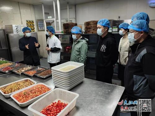 筑牢食品安全屏障 九江三中纪委严把食品安全关，上紧监督锁